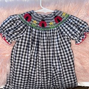 Black white with lady big smocked dress